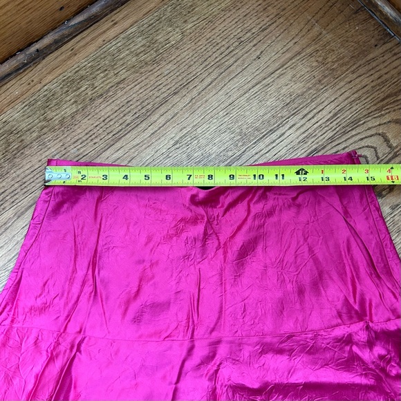 ZARA Crinkle Pink Mini A Line Skirt Blogger Fav Size L - Picture 13 of 14
